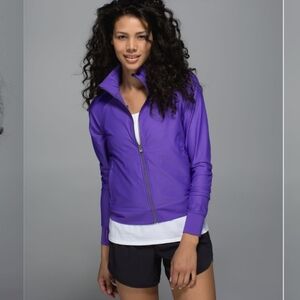 Lululemon Sweaty Or Not Jacket Iris Flower Women's Size 6 Activewear